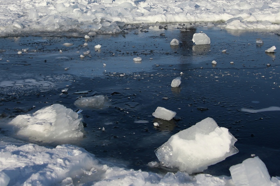 Мальчик утонул, провалившись под лед в Северодвинске